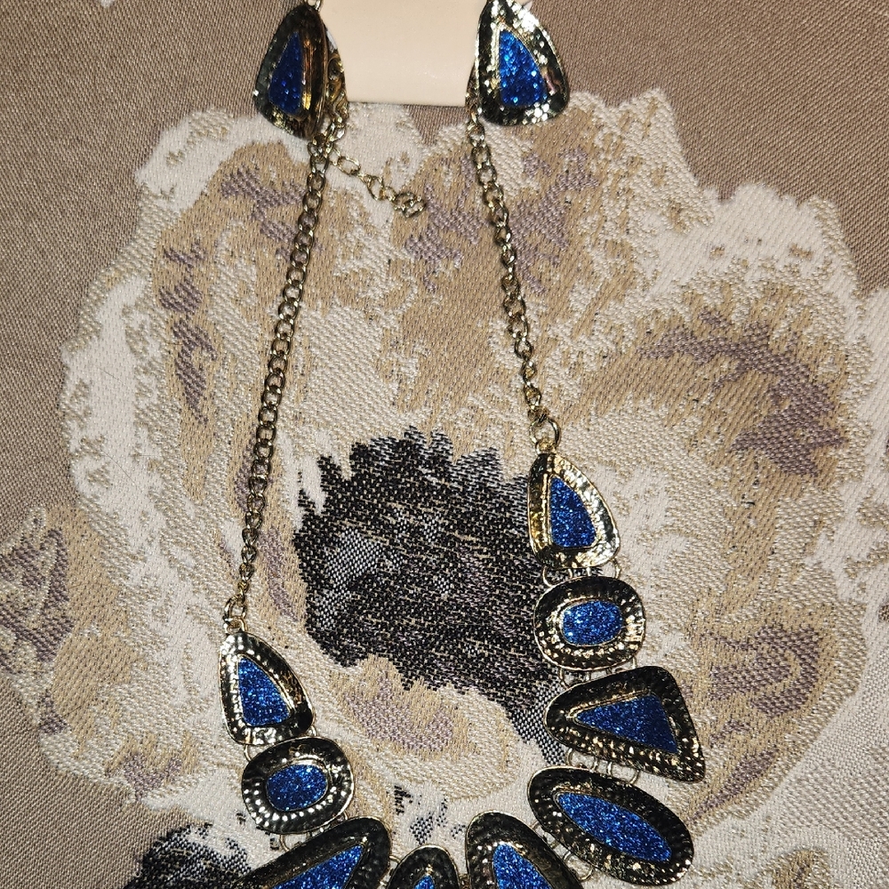 Elegant Blue and Silver Necklace and Earring Set Carol For Evagraham